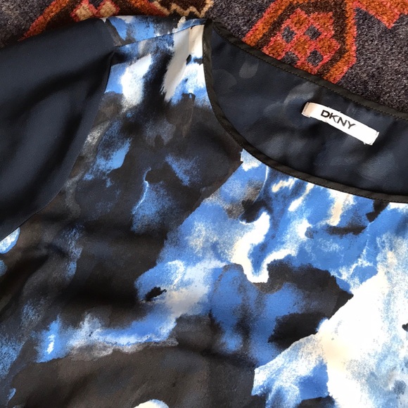 DKNY watercolor blouse - Picture 3 of 7